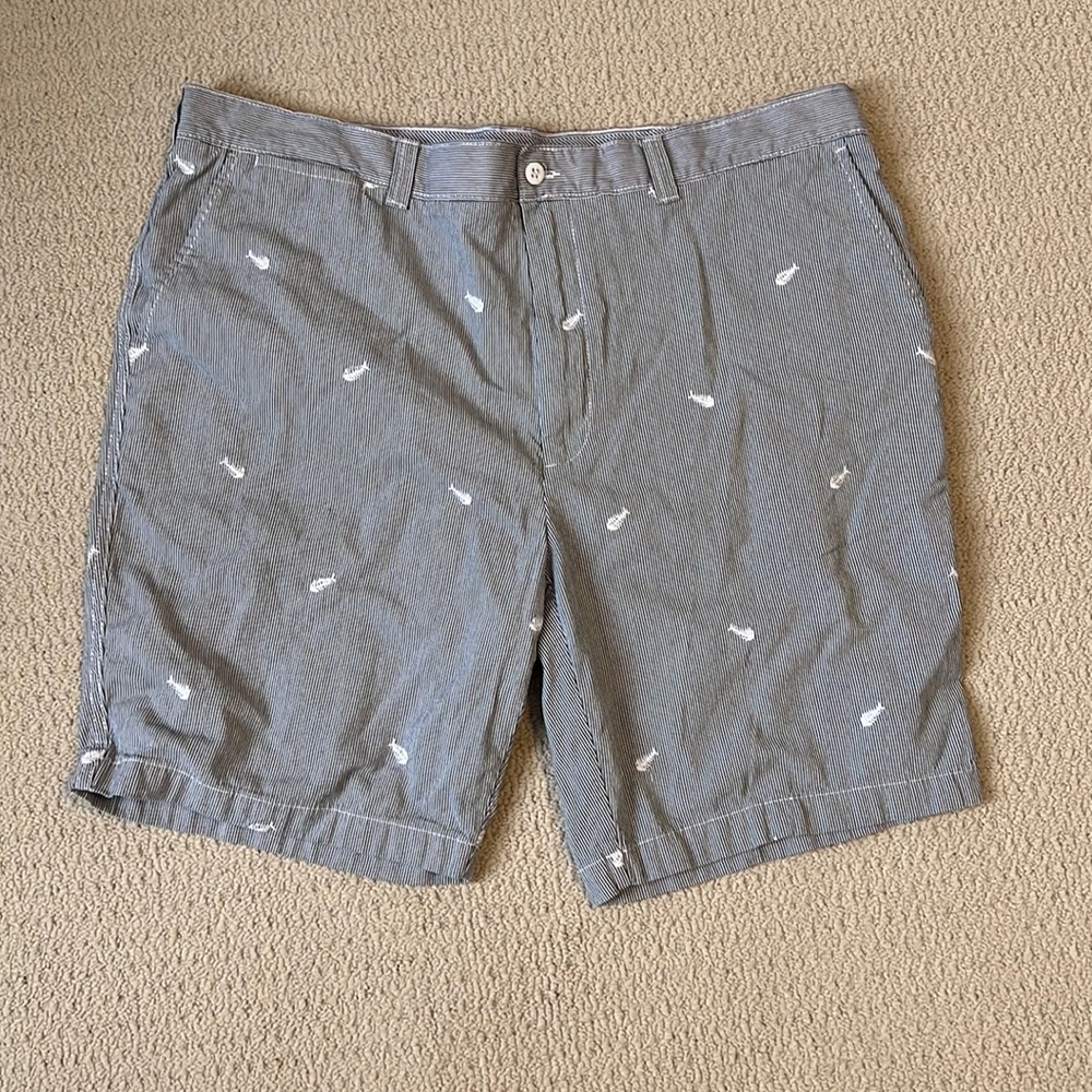 Men’s embroidered fish bones shorts - Picture 1 of 4